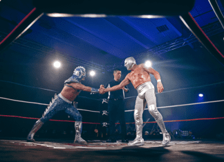 El Hijo del Santo retires!