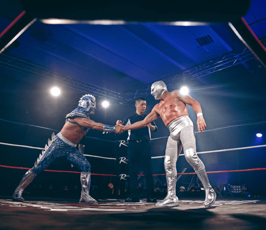 El Hijo del Santo retires!